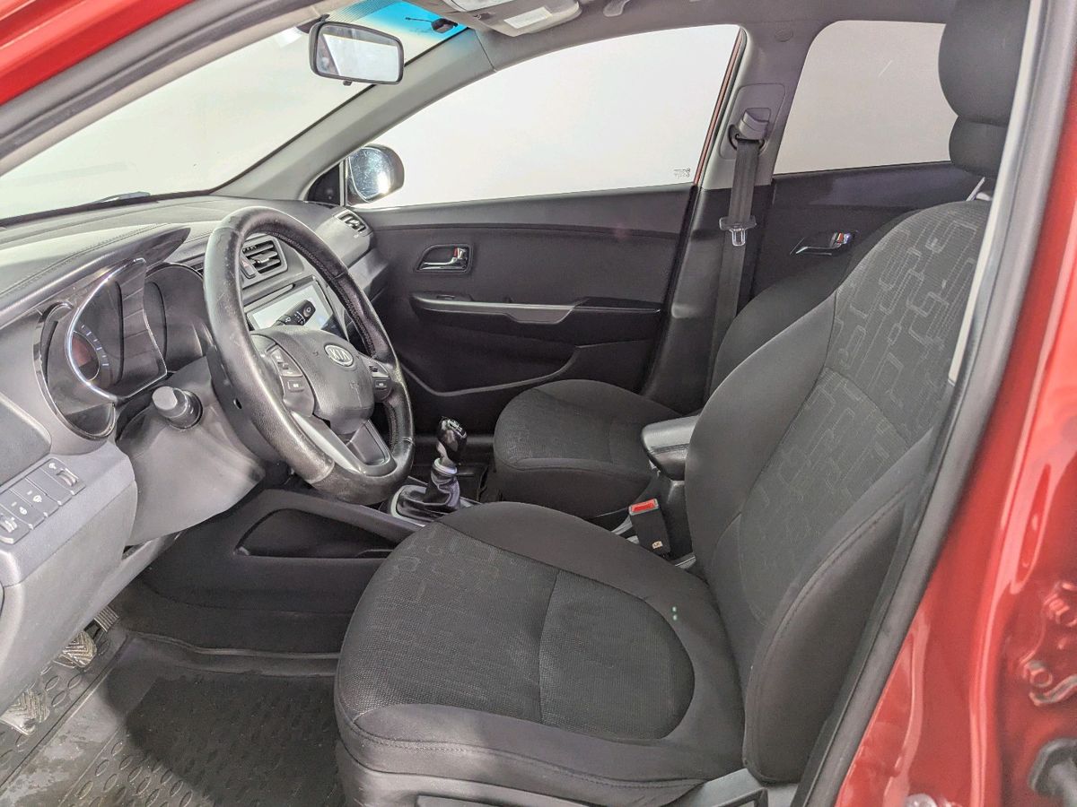 Kia Rio Prestige 2013 г.в., 290 000 км.