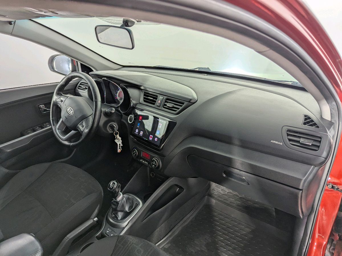 Kia Rio Prestige 2013 г.в., 290 000 км.