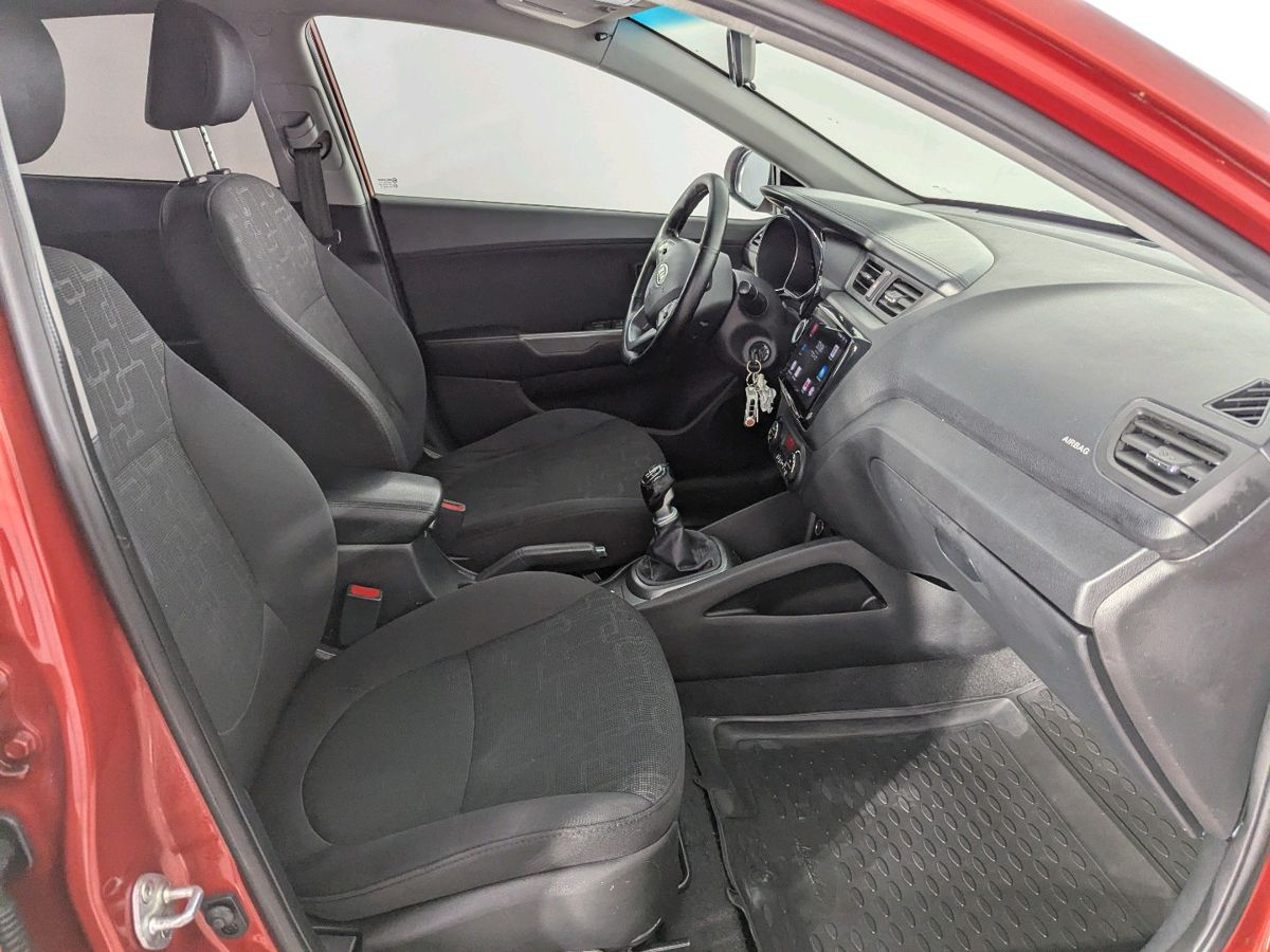 Kia Rio Prestige 2013 г.в., 290 000 км.