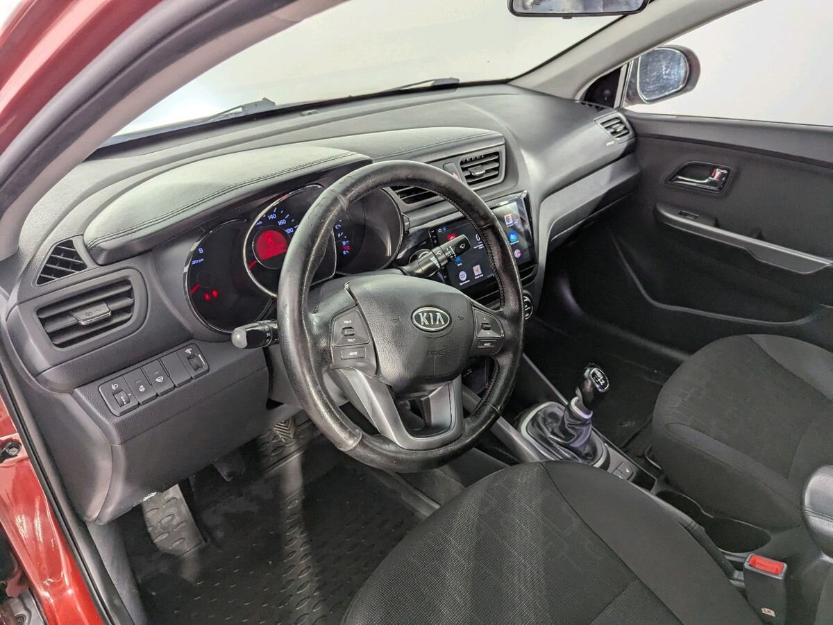 Kia Rio Prestige 2013 г.в., 290 000 км.