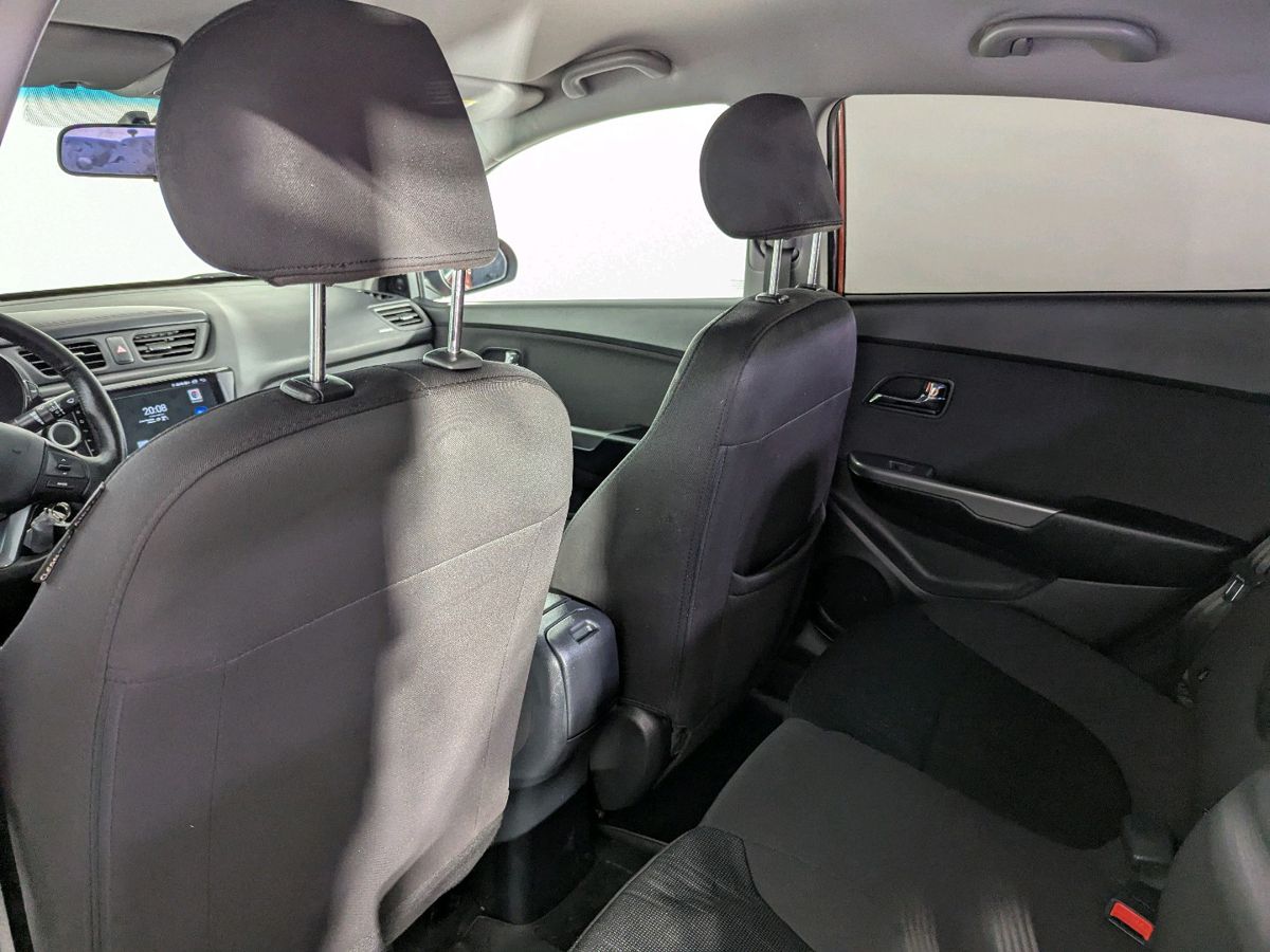 Kia Rio Prestige 2013 г.в., 290 000 км.