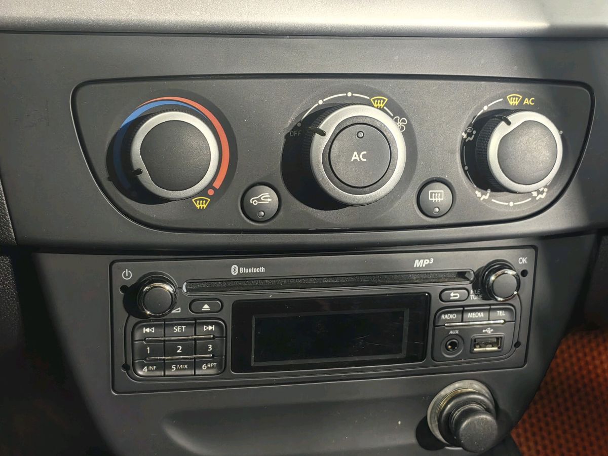 Renault Fluence 999 2013 г.в., 150 000 км.