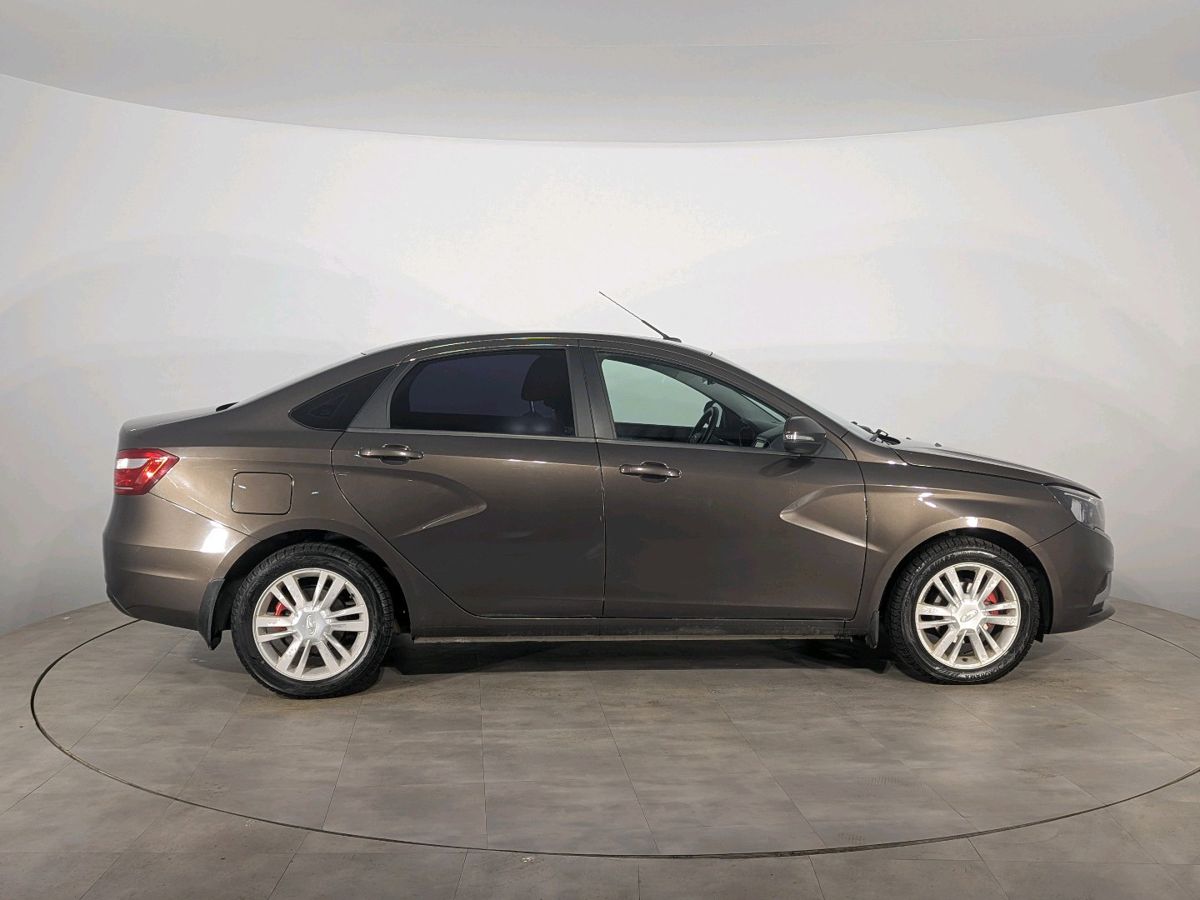 Lada Vesta Luxe Multimedia (2016-2018) 2019 г.в., 148 552 км.