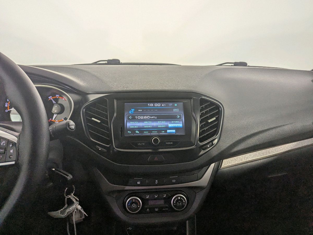 Lada Vesta Luxe Multimedia (2016-2018) 2019 г.в., 148 552 км.