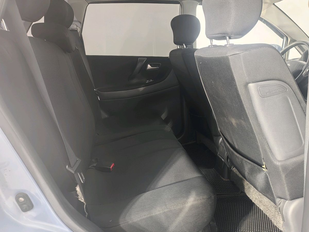 Suzuki Liana 999 2007 г.в., 184 136 км.