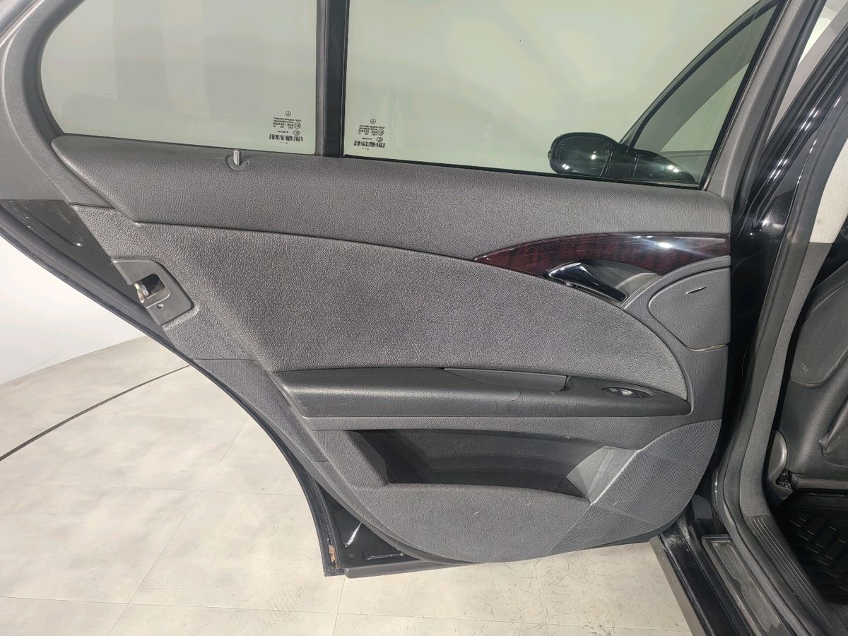 Mercedes-Benz E-Класс 999 2005 г.в., 255 969 км.