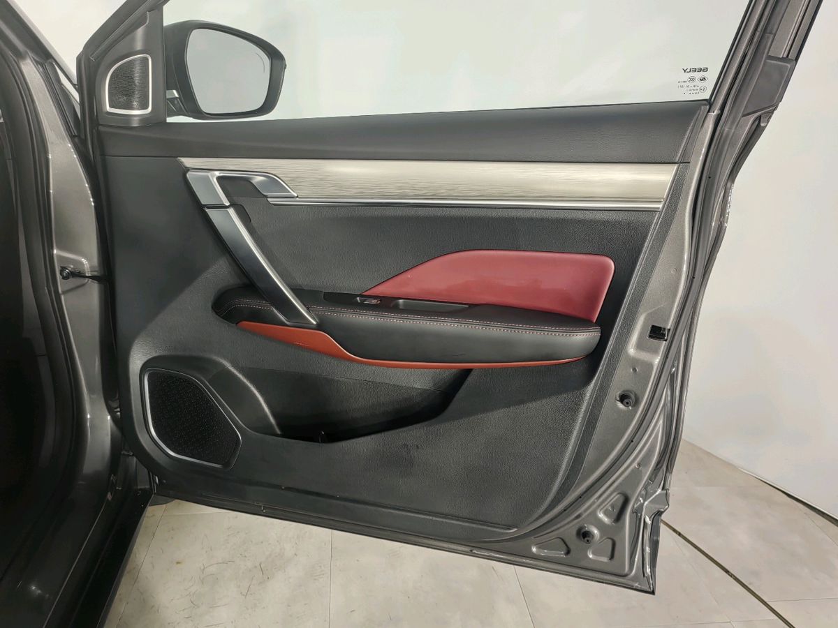 Geely Coolray Flagship Sport 2023 г.в., 50 957 км.