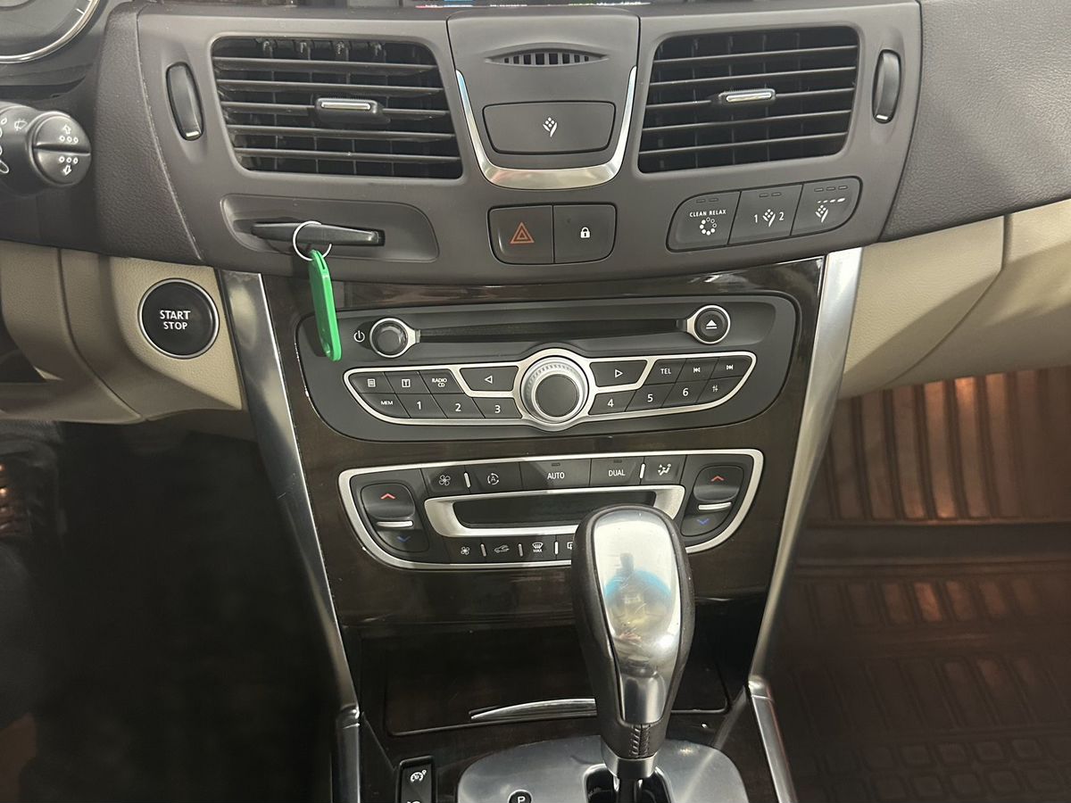 Renault Latitude Dynamique 2011 г.в., 148 500 км.