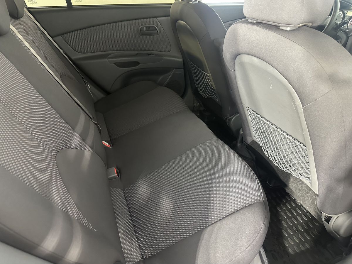 Kia Rio Люкс 2009 г.в., 273 016 км.