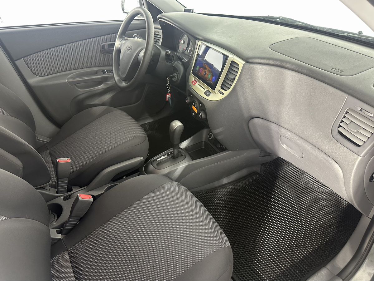 Kia Rio Люкс 2009 г.в., 273 016 км.