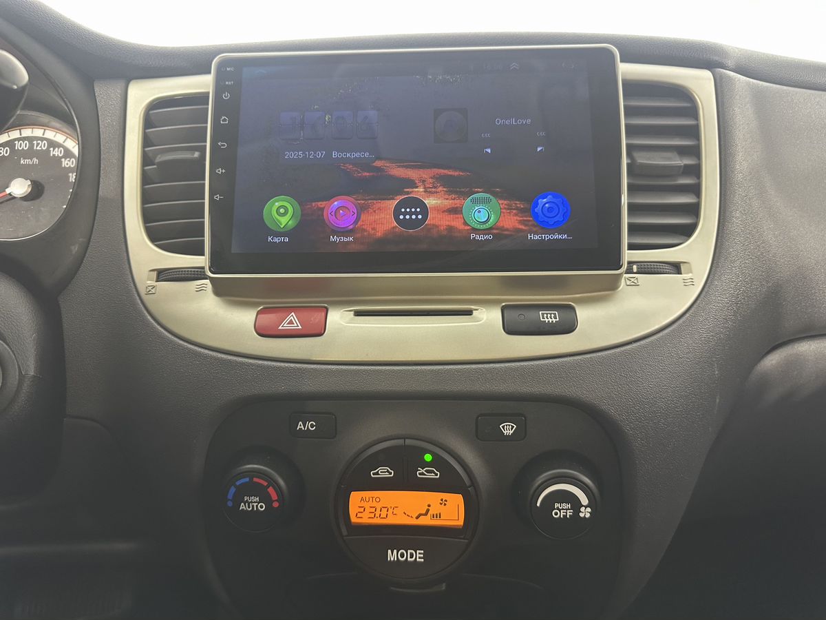 Kia Rio Люкс 2009 г.в., 273 016 км.