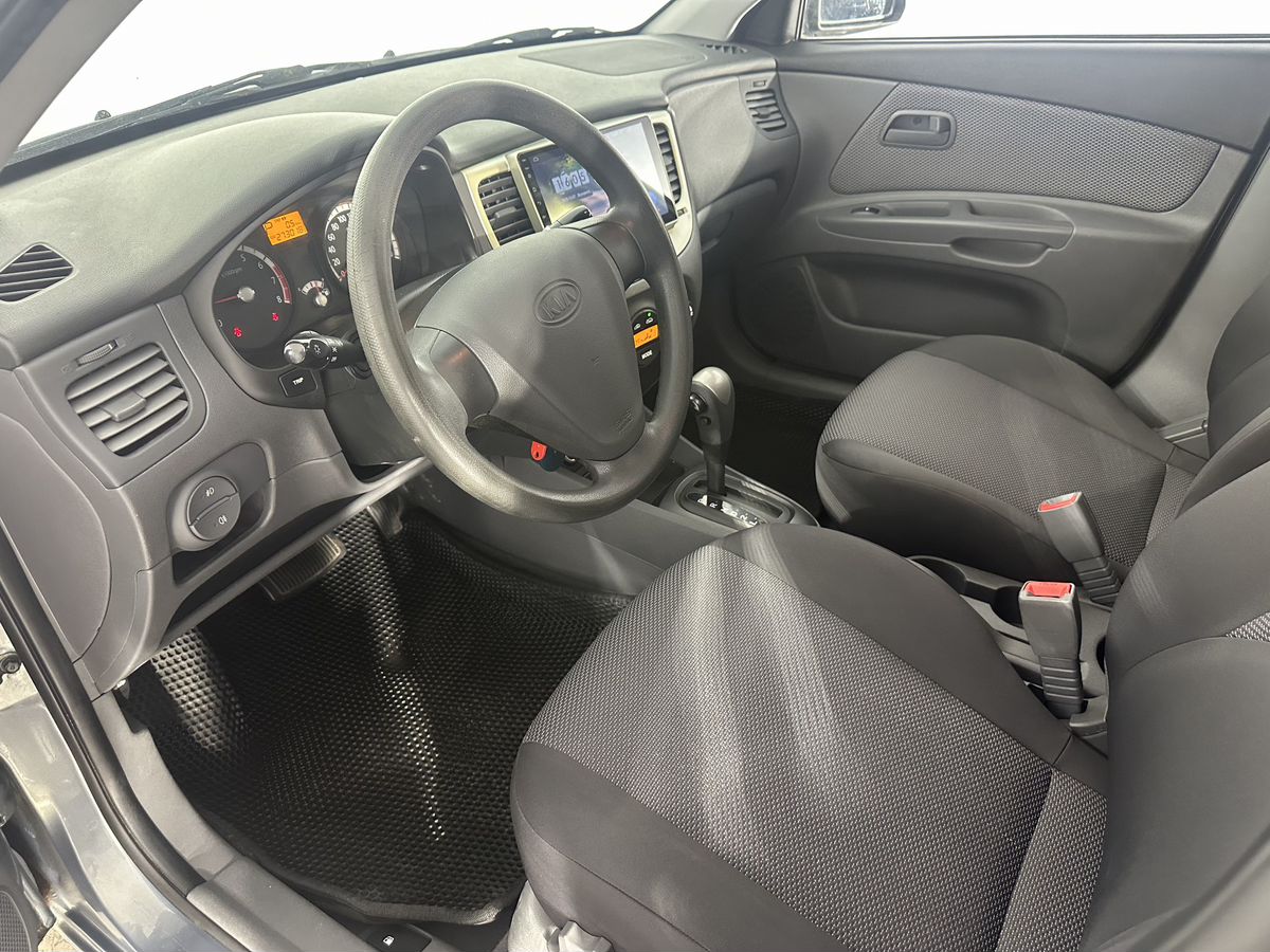 Kia Rio Люкс 2009 г.в., 273 016 км.