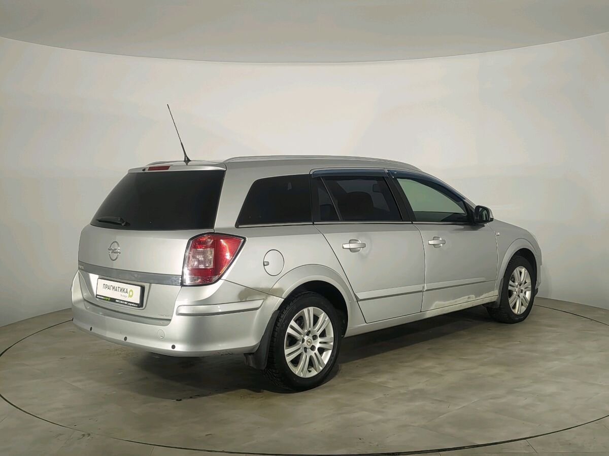 Opel Astra Cosmo 2011 г.в., 237 532 км.