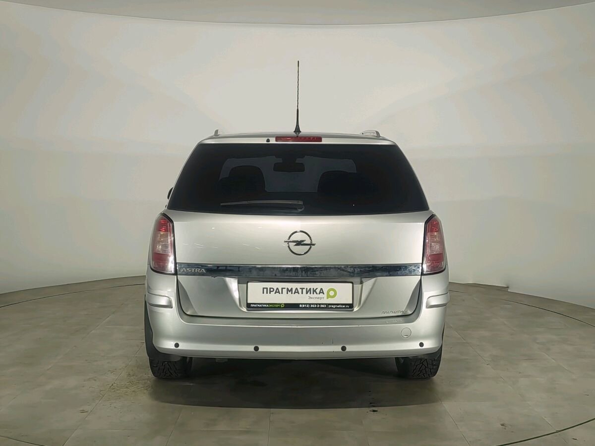 Opel Astra Cosmo 2011 г.в., 237 532 км.