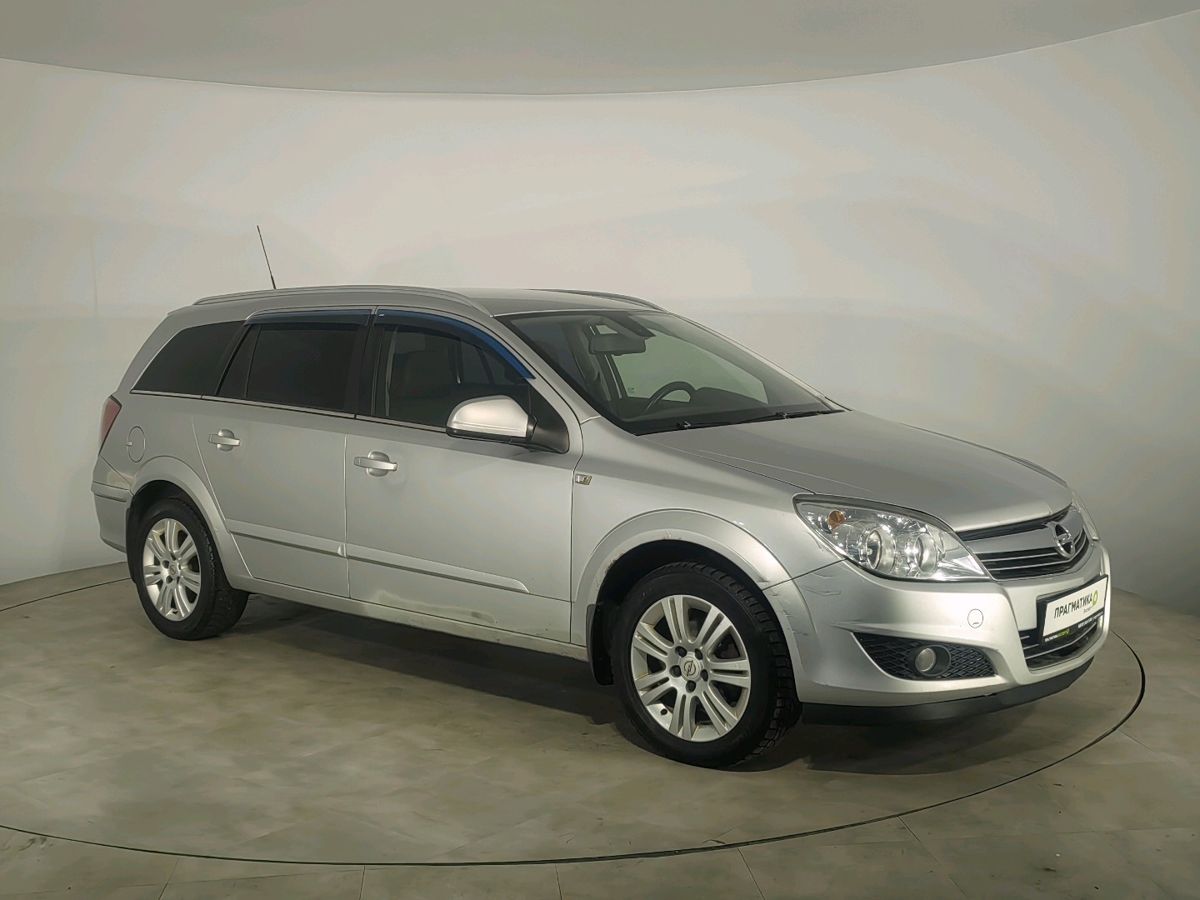 Opel Astra Cosmo 2011 г.в., 237 532 км.