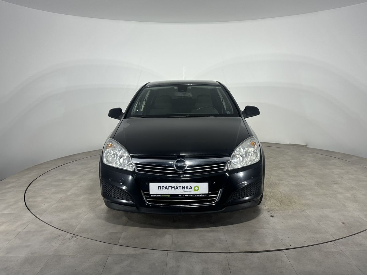 Opel Astra Enjoy 2011 г.в., 119 000 км.