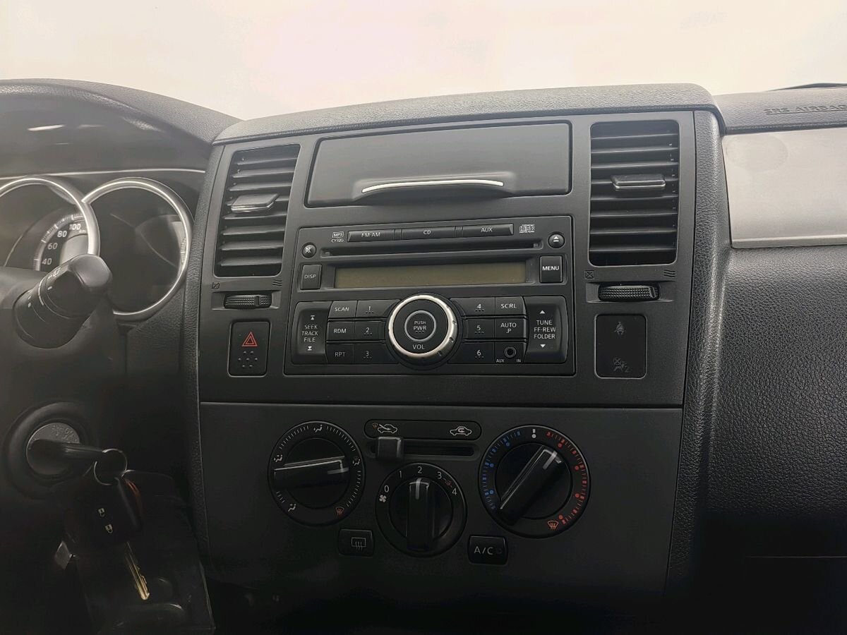 Nissan Tiida Elegance 2012 г.в., 256 461 км.