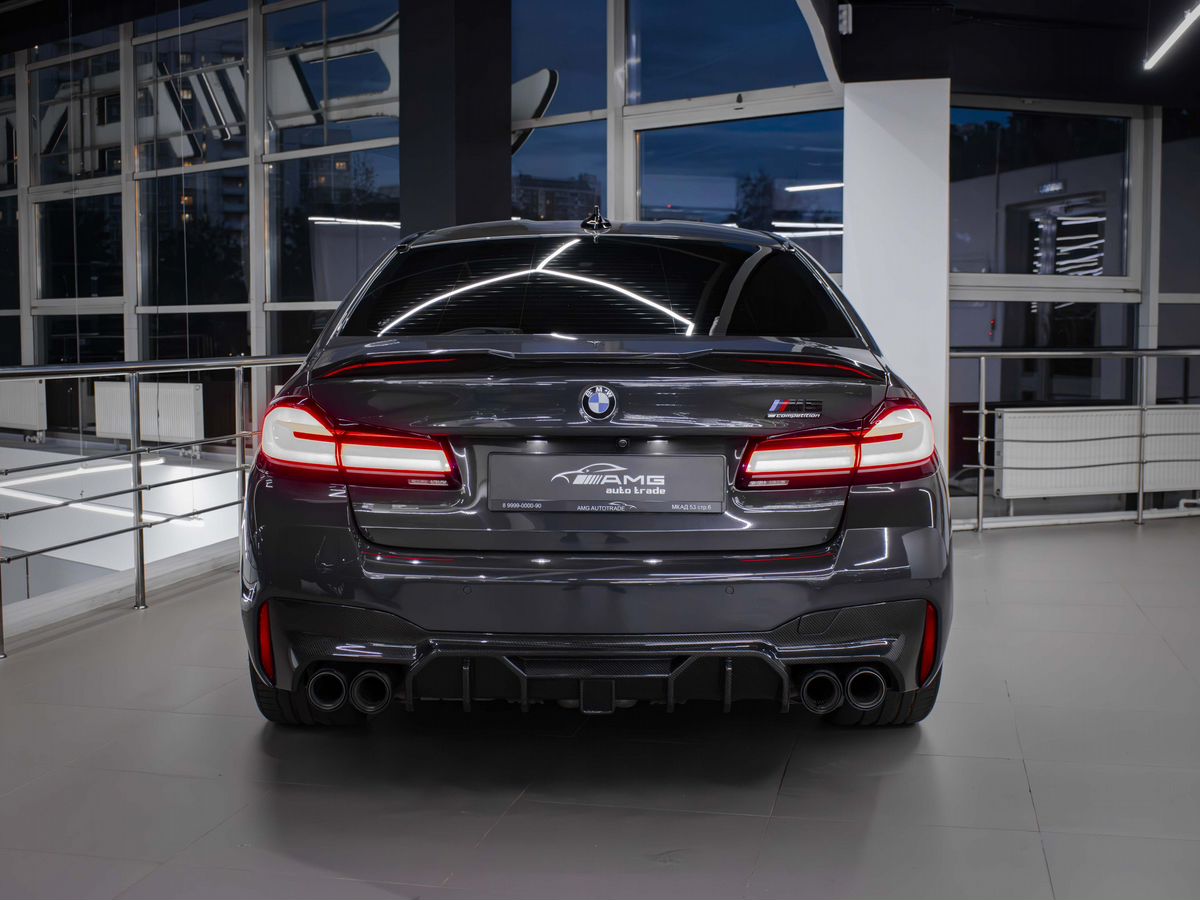 BMW M5 фото 4