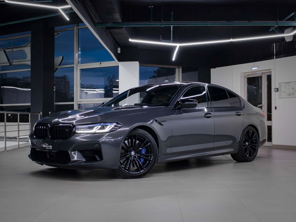BMW M5