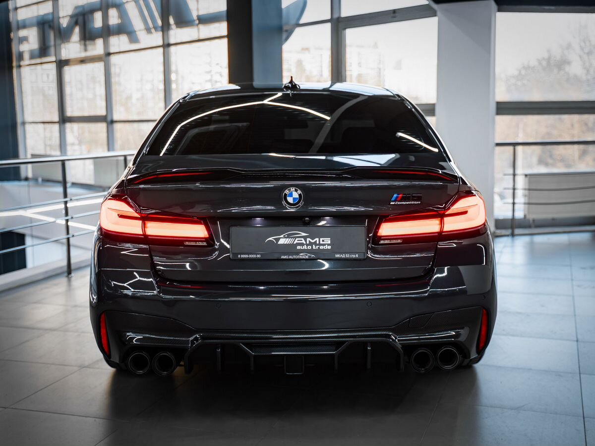 BMW M5 фото 4