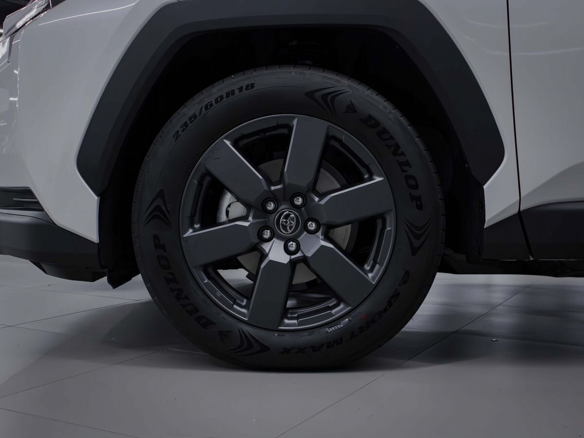 Toyota RAV4 фото 6