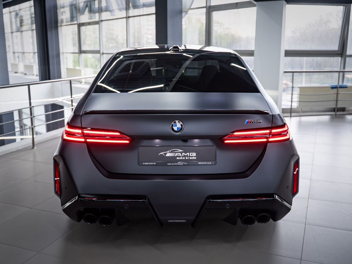 BMW M5 фото 4