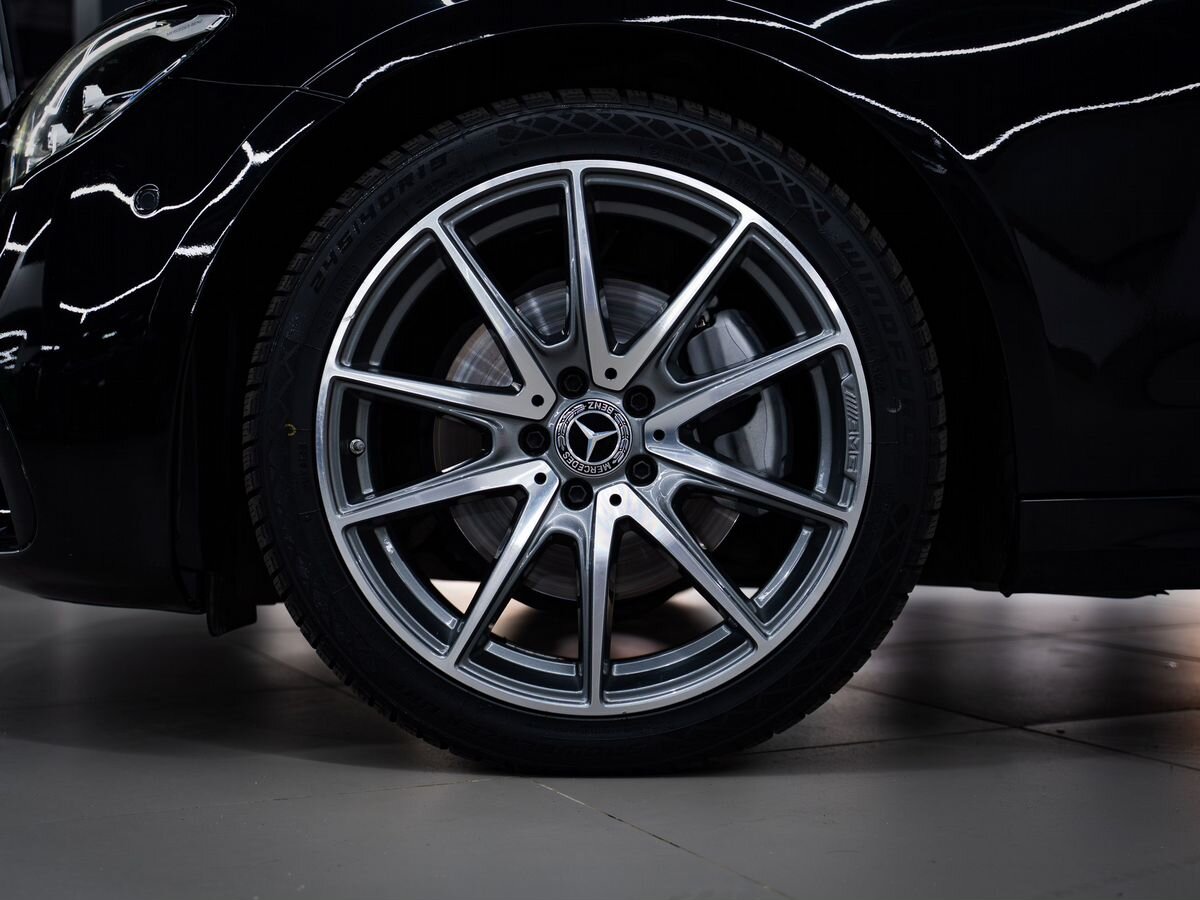 Mercedes-Benz E-Класс фото 6