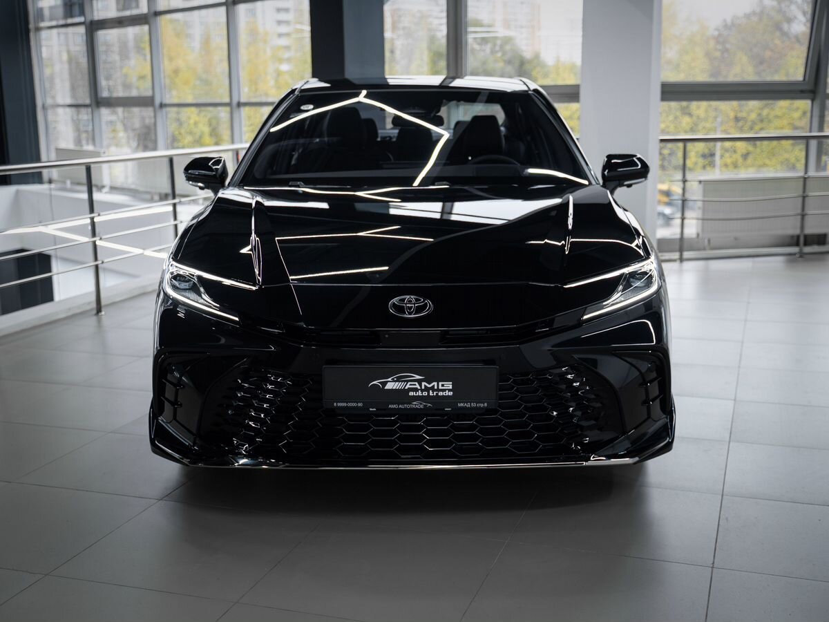 Toyota Camry фото 2
