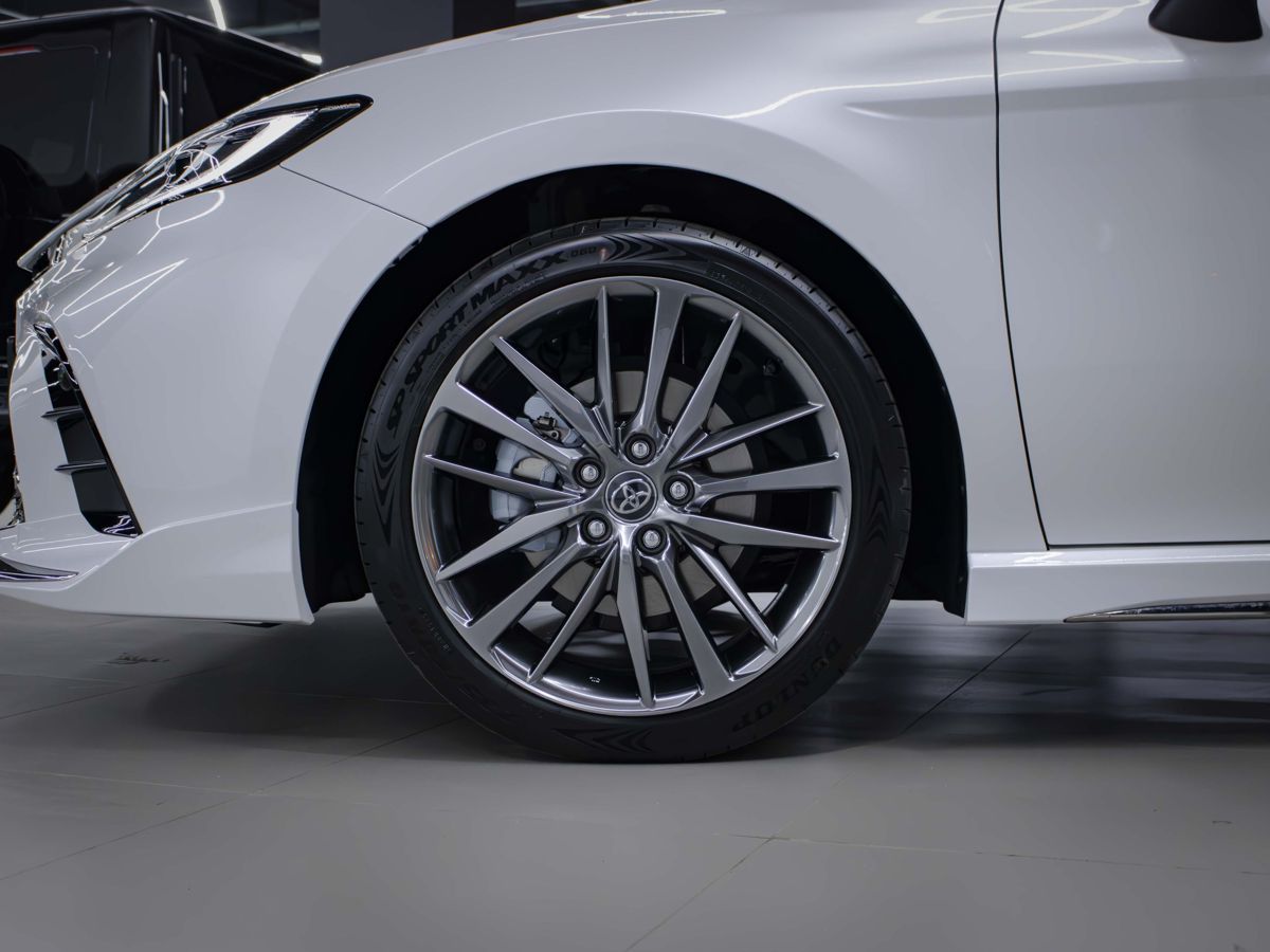Toyota Camry фото 7
