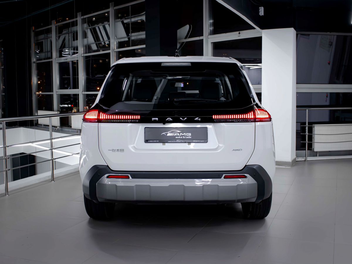 Toyota RAV4 фото 4