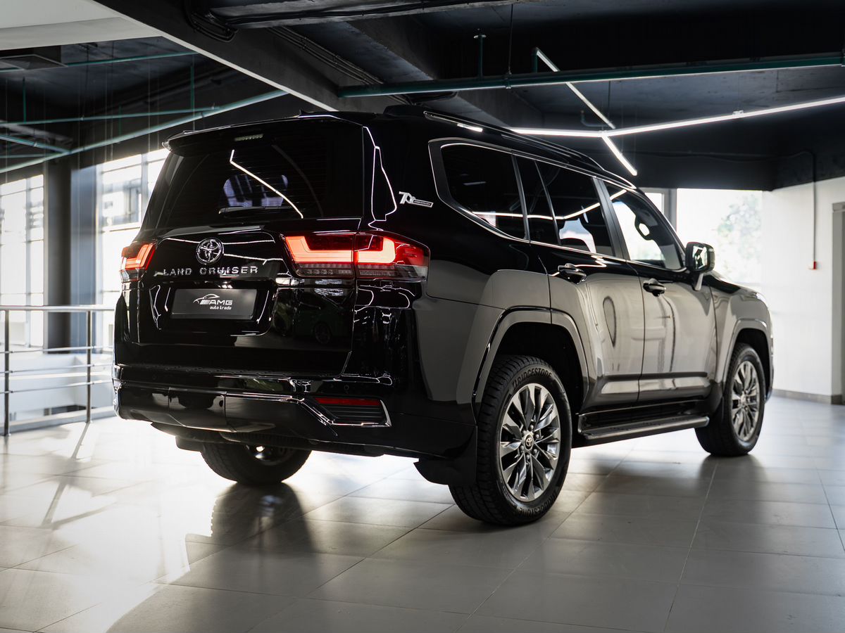 Toyota Land Cruiser фото 5