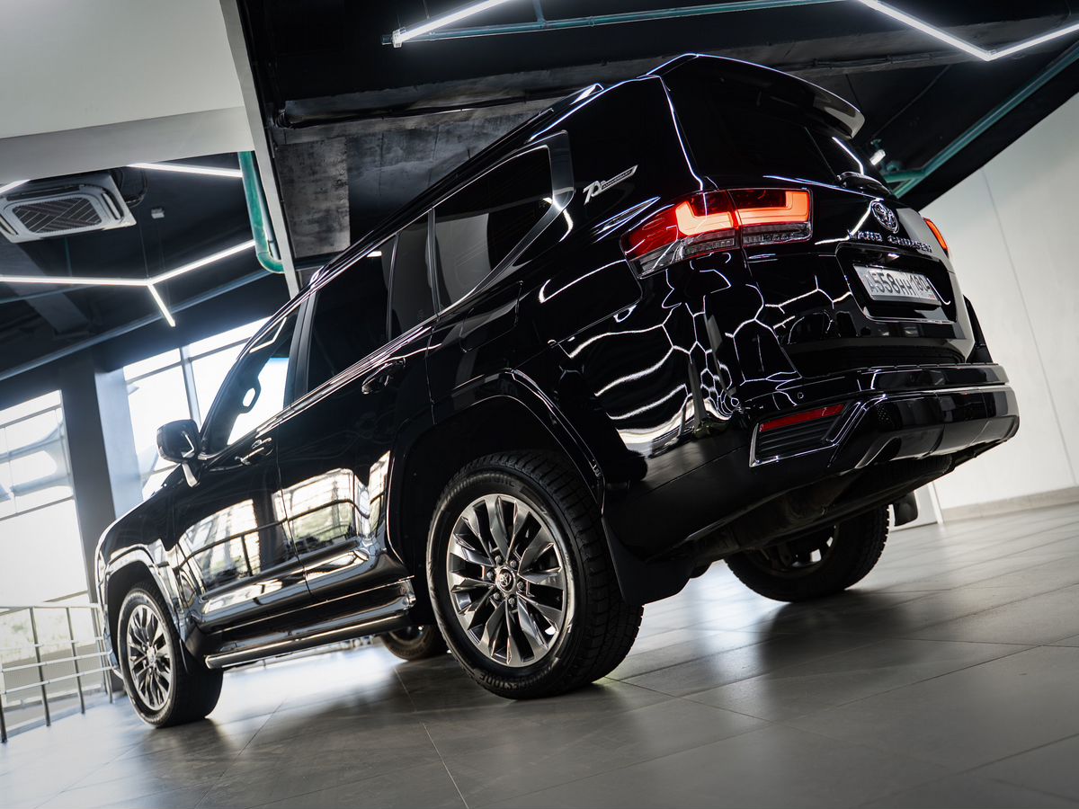 Toyota Land Cruiser фото 6