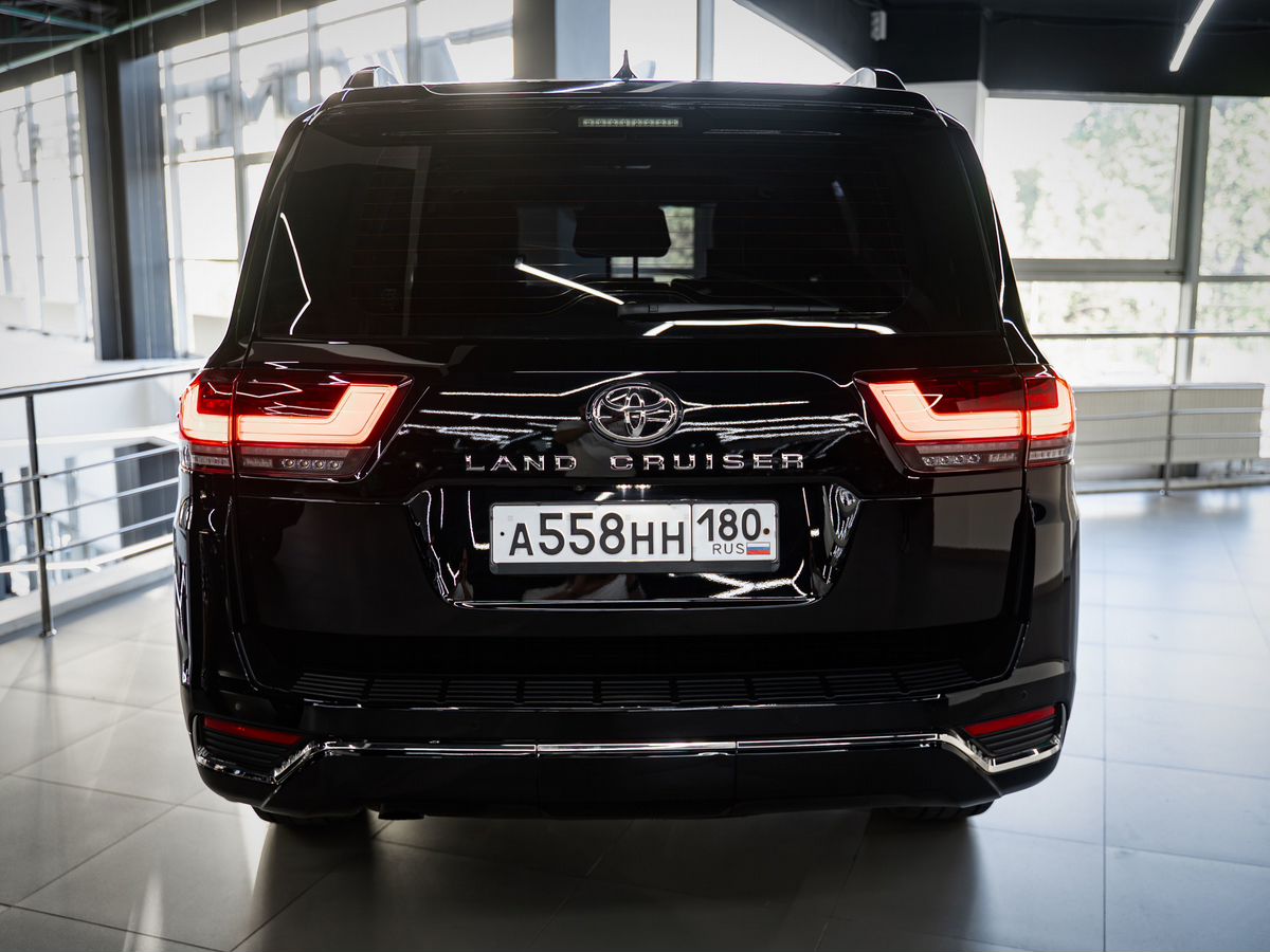 Toyota Land Cruiser фото 4