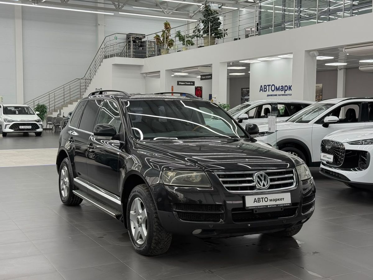 Volkswagen Touareg I 2.5d AT (174 л.с.) 4WD 2006