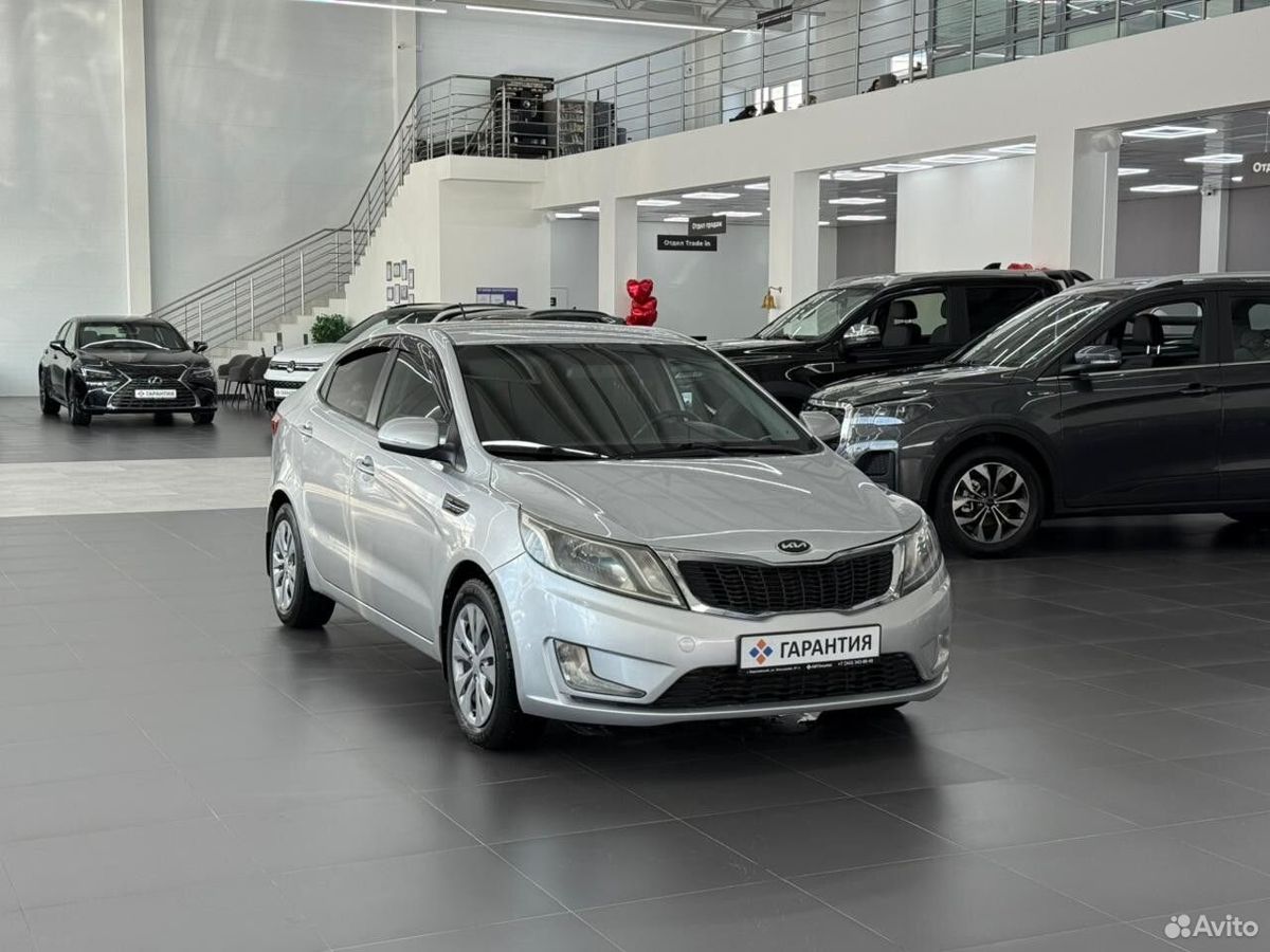Kia Rio III 4-speed 1.6 AT (123 л.с.) 2013