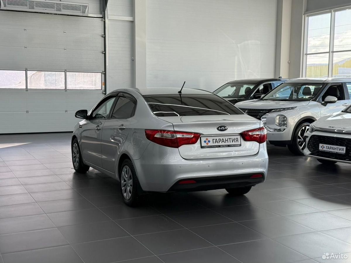 Kia Rio 4-speed 1.6 AT (123 л.с.) 2013 4-speed 1.6 AT (123 л.с.) 2013 — фото 2