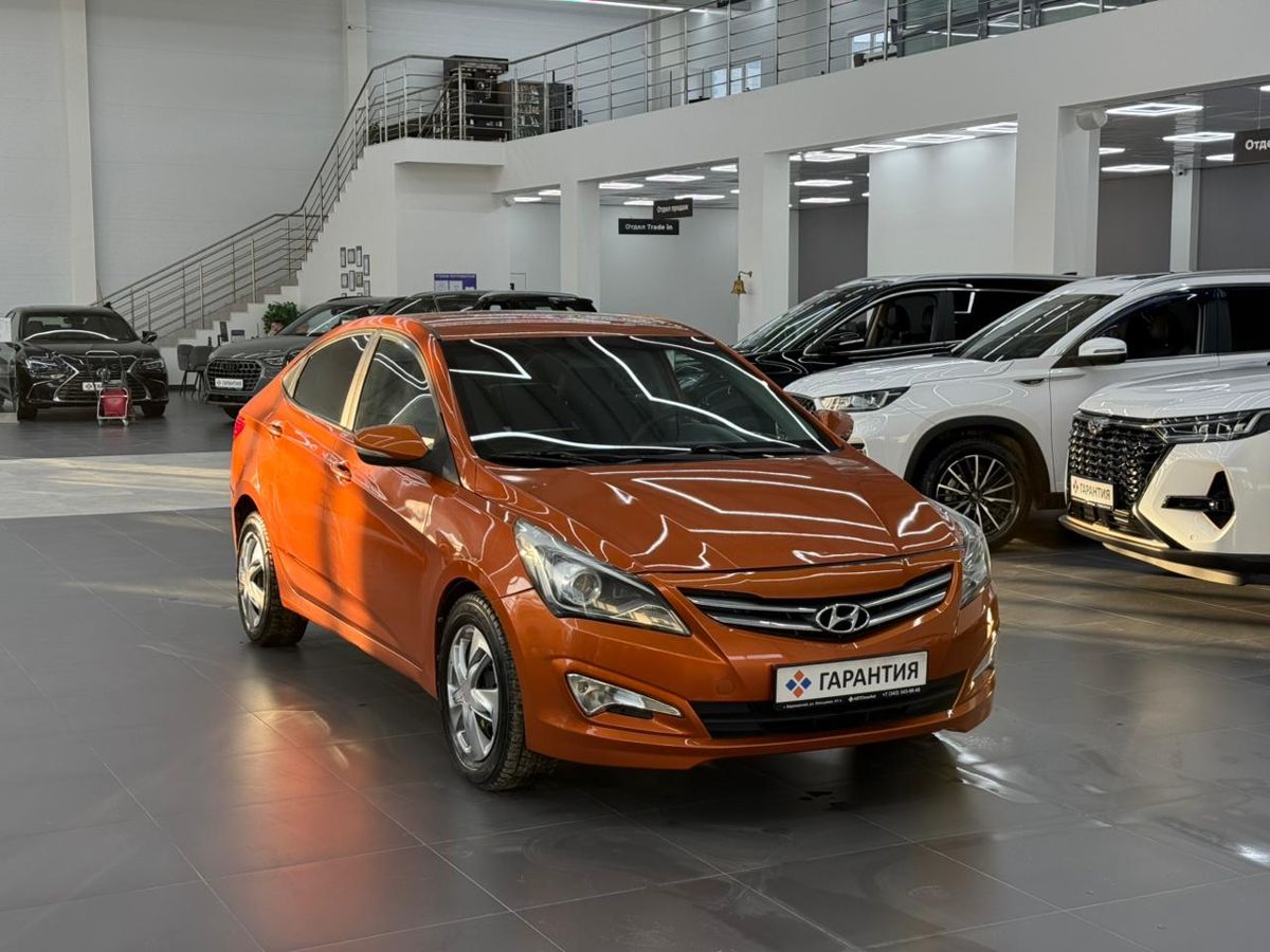 Hyundai Solaris I Рестайлинг 1.6 AT (123 л.с.) Active 2015