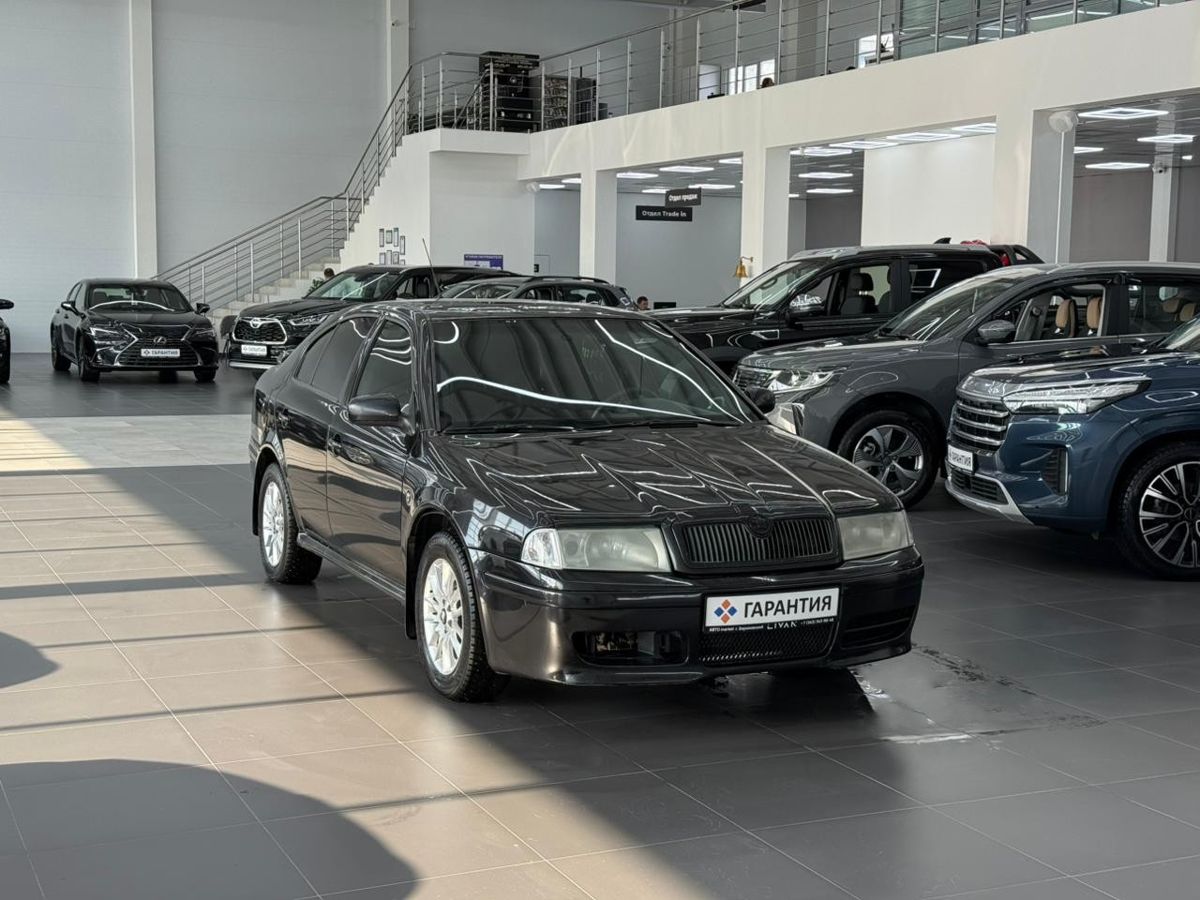 Skoda Octavia I (A4) Рестайлинг 1.6 MT (102 л.с.) 2008