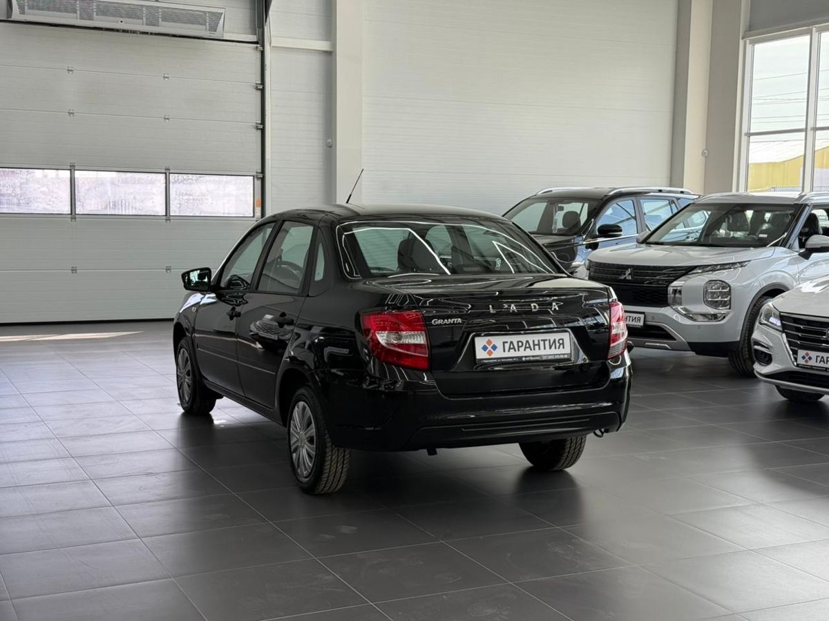 Lada (ВАЗ) Granta I Рестайлинг 1.6 MT (90 л.с.) 2025 — фото 2