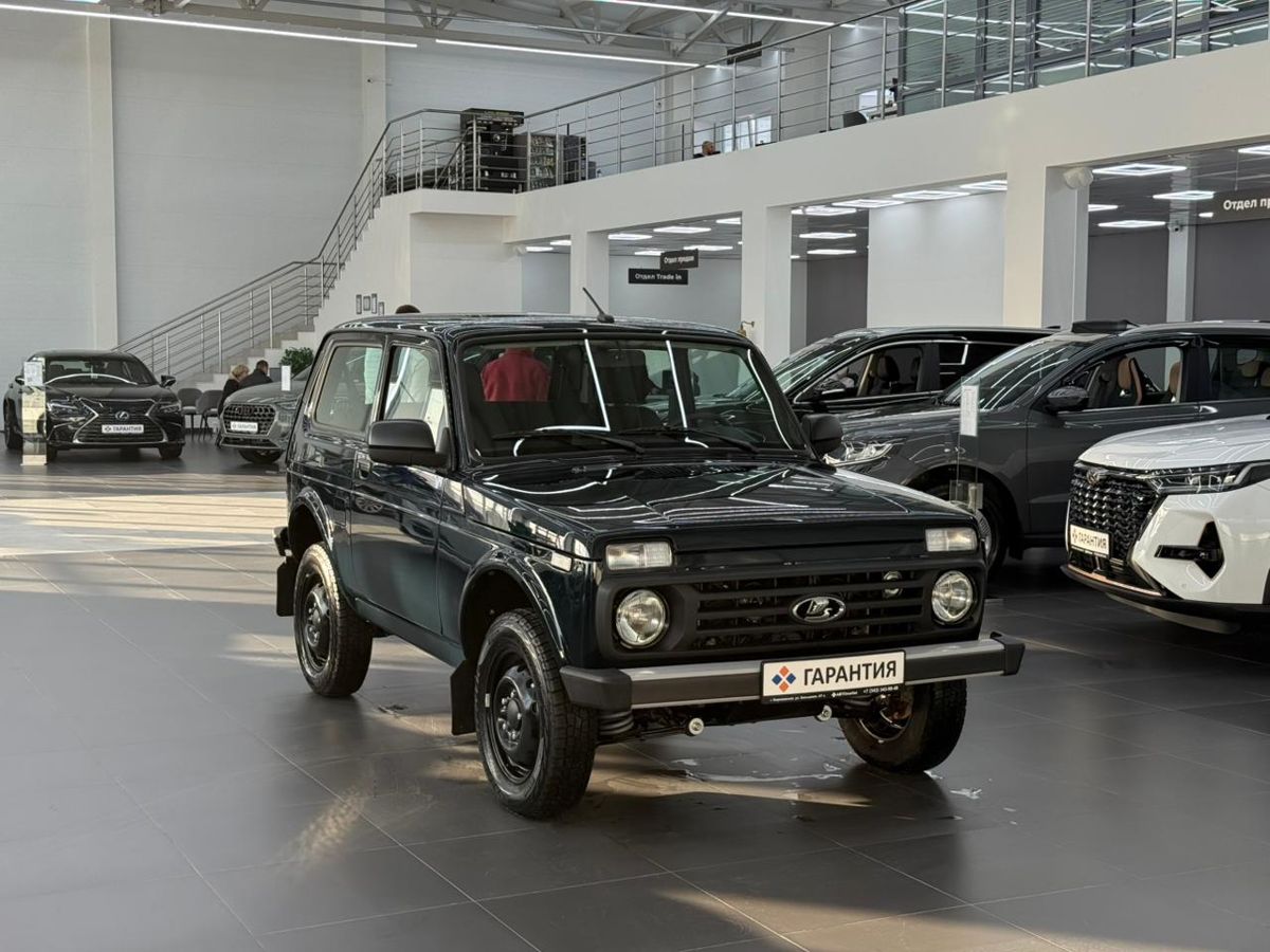Lada (ВАЗ) Niva Legend 1.7 MT (83 л.с.) 4WD 2026