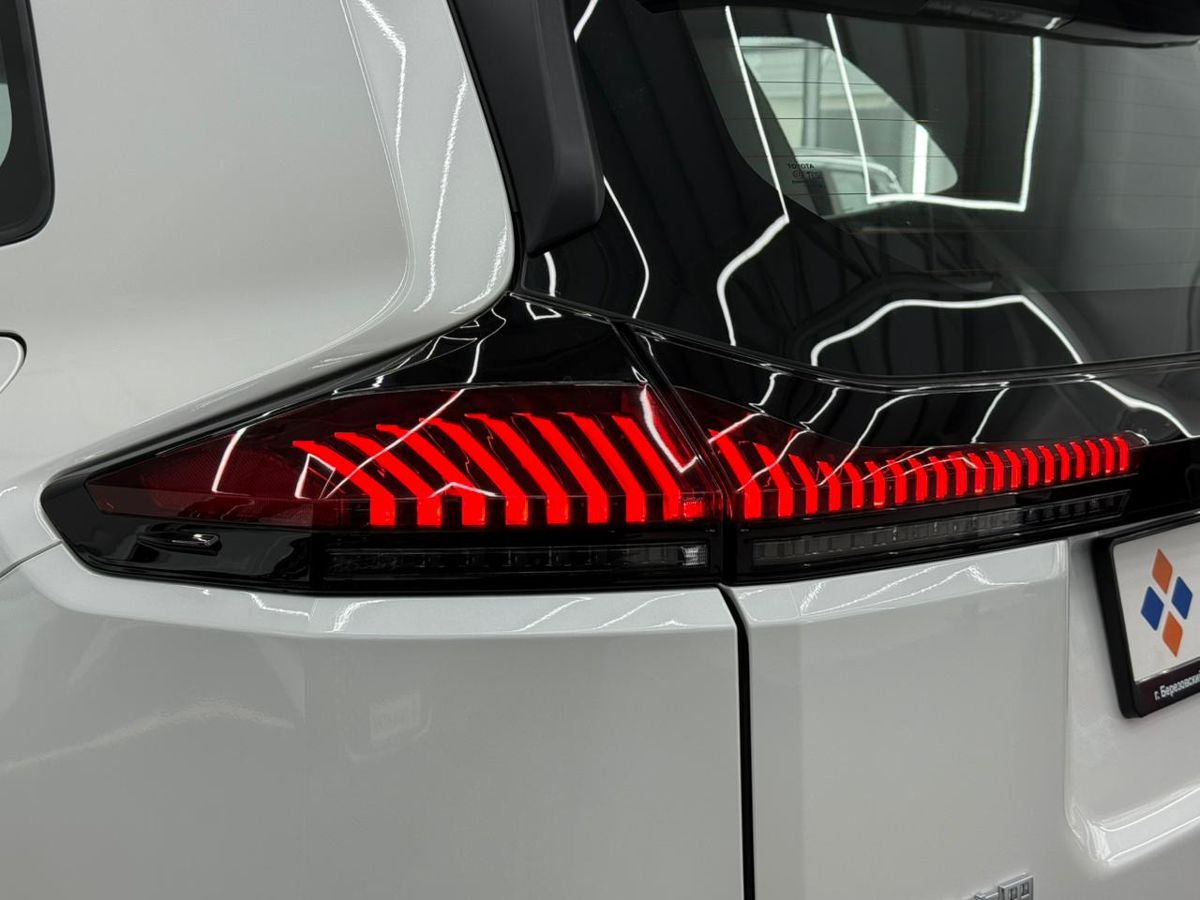 Toyota RAV4 VI (XA60) 2.0 CVT (171 л.с.) 4WD 2026 — фото 3