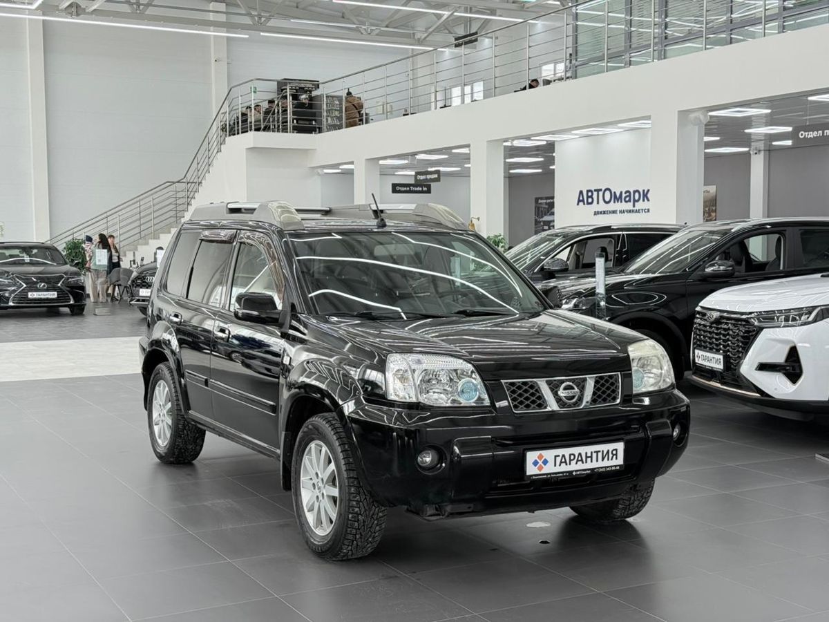 Nissan X-Trail I Рестайлинг 2.5 MT (165 л.с.) 4WD 2005