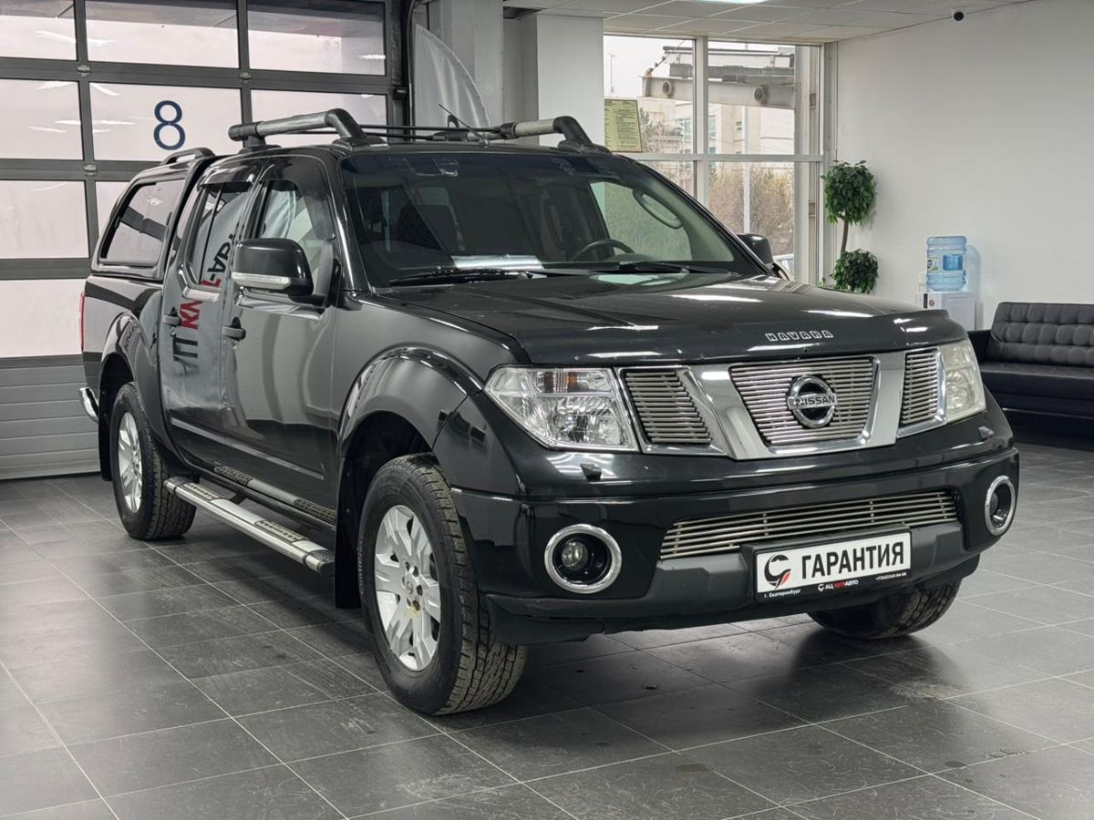 Nissan Navara (Frontier) III (D40) 2.5d AT (174 л.с.) 4WD 2008 — фото 3
