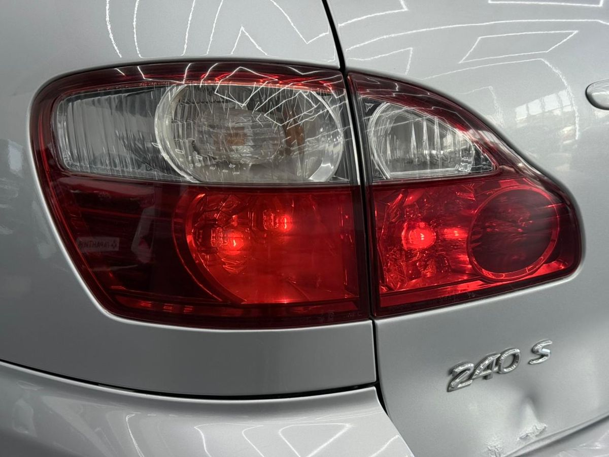 Toyota Ipsum II (M20) Рестайлинг 2.4 AT (160 л.с.) 2005 — фото 3