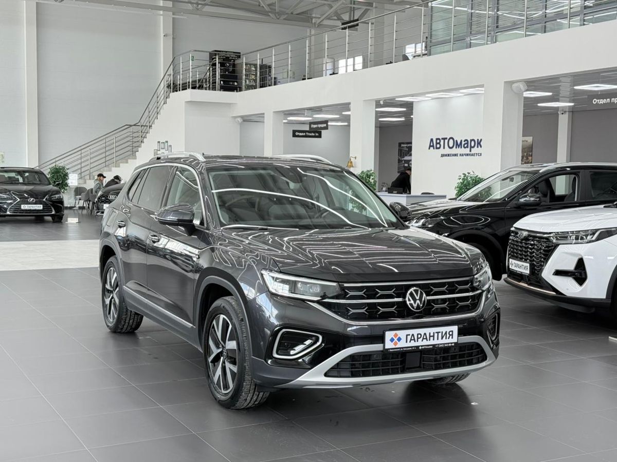Volkswagen Tayron I Рестайлинг 1.4 AMT (150 л.с.) Luxury Plus Advanced 2022