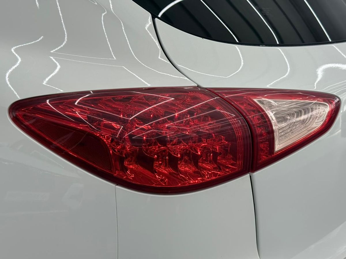 Infiniti EX I (J50) EX37 3.7 AT (330 л.с.) 4WD 2010 — фото 3