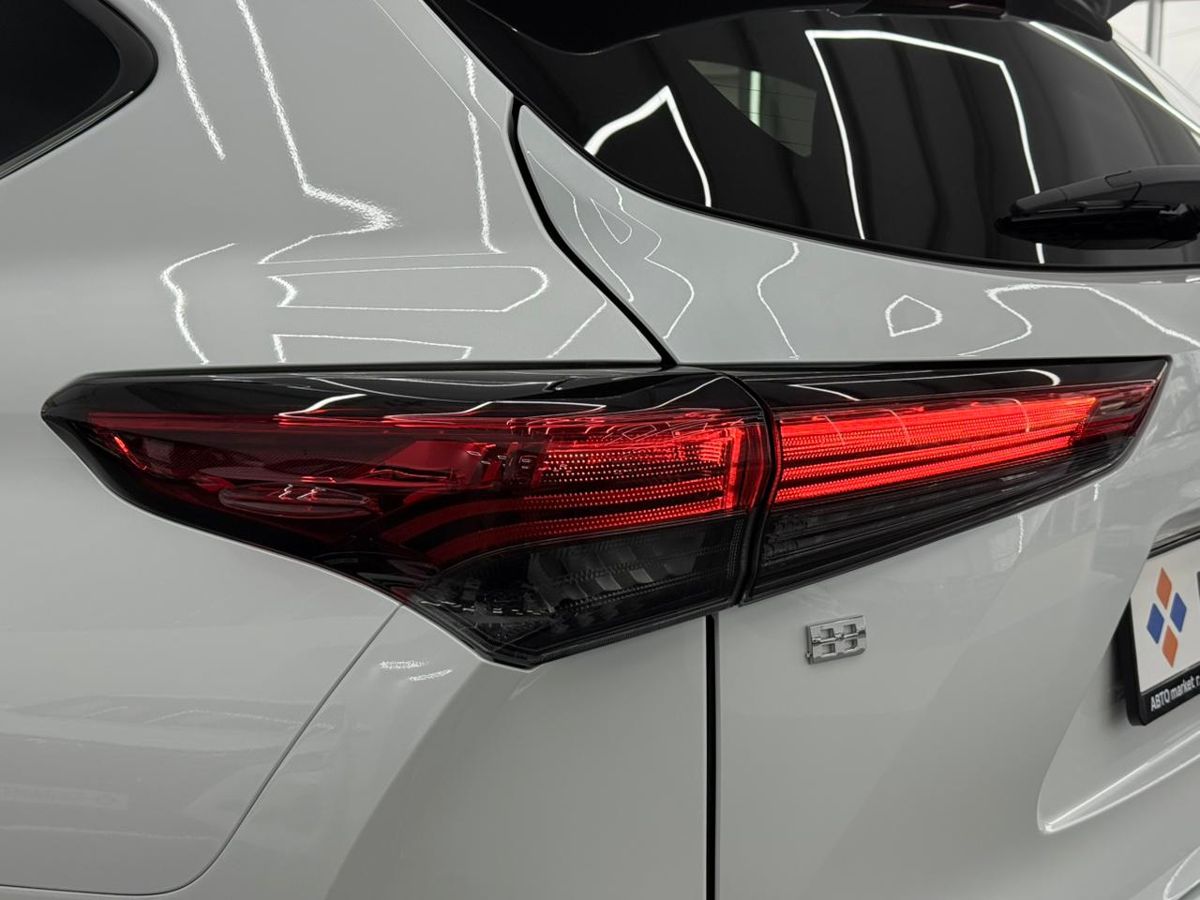 Toyota Highlander IV (XU70) 2.0 AT (248 л.с.) 4WD 2026 — фото 3