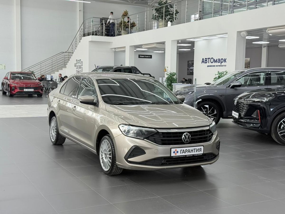 Volkswagen Polo VI 1.6 AT (110 л.с.) 2020