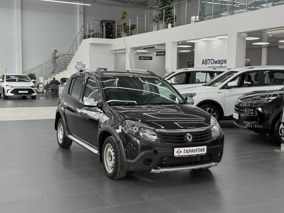 Renault Sandero I Stepway 1.6 MT (84 л.с.) Stepway 2014