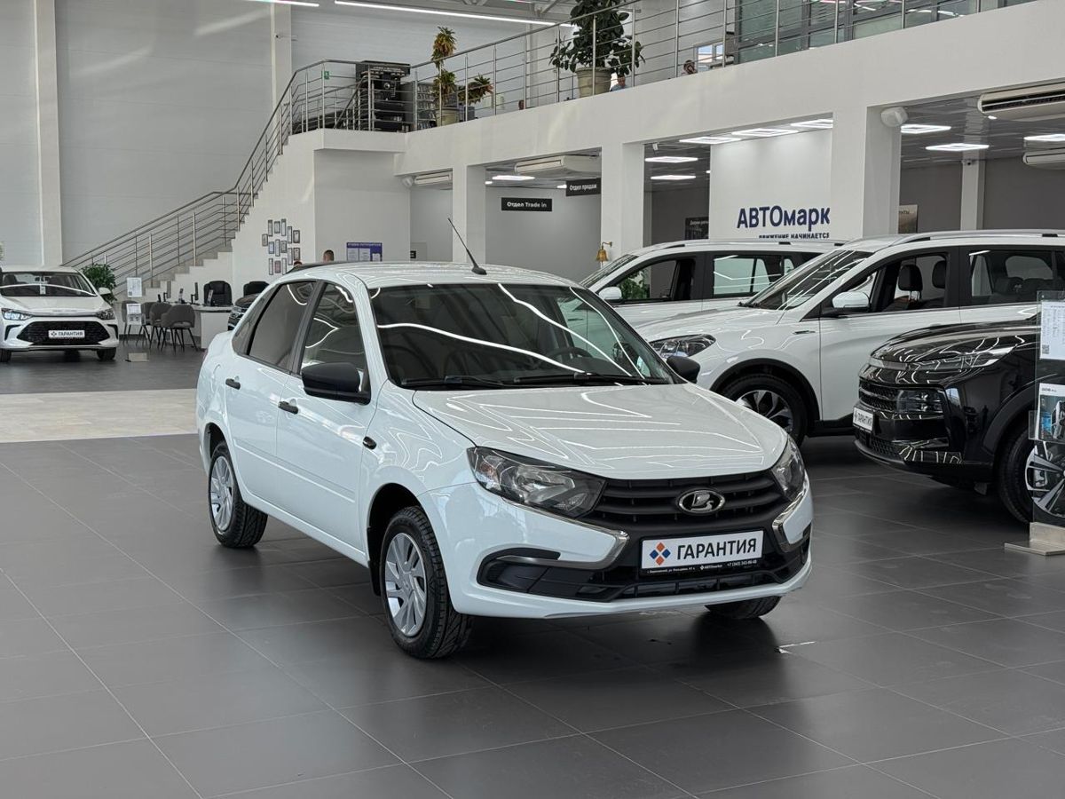 Lada (ВАЗ) Granta I Рестайлинг 1.6 MT (87 л.с.) Standard 2020